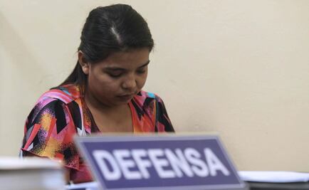 Absuelven a salvadoreña acusada de homicidio por parto espontáneo