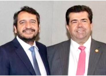 Pedro Haces presume foto con Andy López Beltrán; morenistas acompañan a Armenta en toma de protesta como gobernador de Puebla