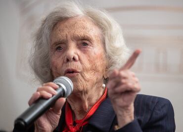 “Espero que no sea el presidente anterior el que escoja al nuevo presidente”: Poniatowska