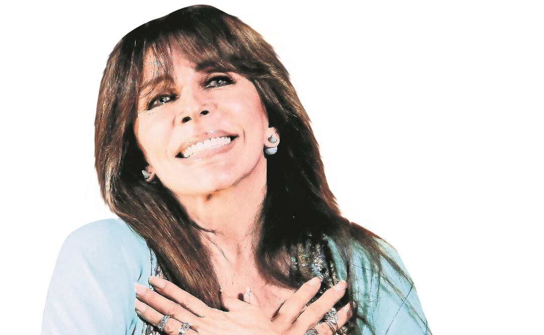 Quieren a la Vero para conducir "La voz" en Azteca