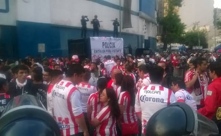 Aparecen Rayos en el estadio Azul