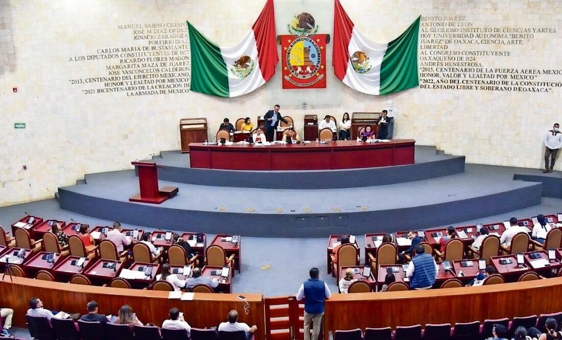 En sesión extraordinaria, los diputados oaxaqueños aprobaron también la creación de un nuevo organismo. Foto: Archivo El Universal