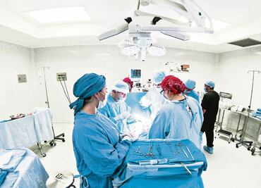 Reforma de salud, asunto pendiente de candidatos