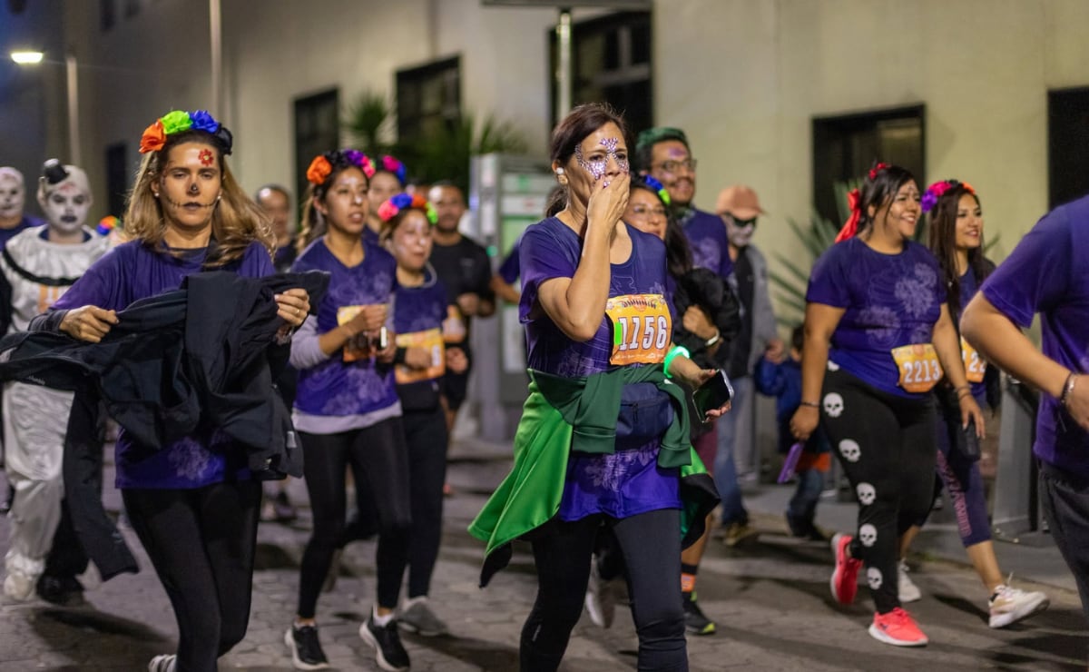 Bạn còn thời gian để chuẩn bị và tham gia cuộc đua đêm Calaveritas tại Mexico City (Ảnh: Facebook Mx-Race)