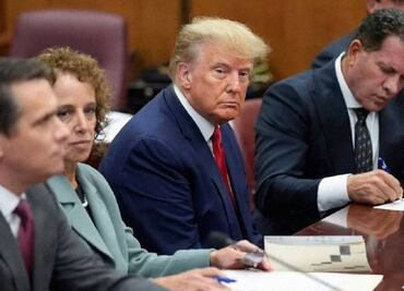 Juez retrasa sentencia del expresidente Donald Trump en caso penal hasta noviembre, después de las elecciones