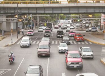 Este jueves 30 de julio no circulan autos con engomado verde