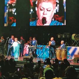 Enamorados le cantan a “Boas” y a “Ratas de dos patas”