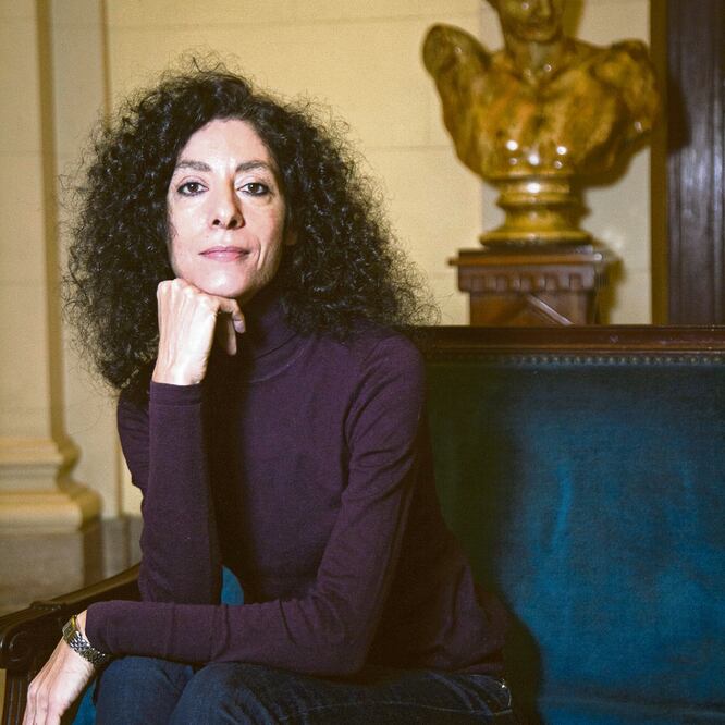 La también escritora Leila Guerriero será la encargada de inaugurar, el próximo 3 de mayo, la Fiesta del Libro y la Rosa UNAM. GDA-LA NACIÓN