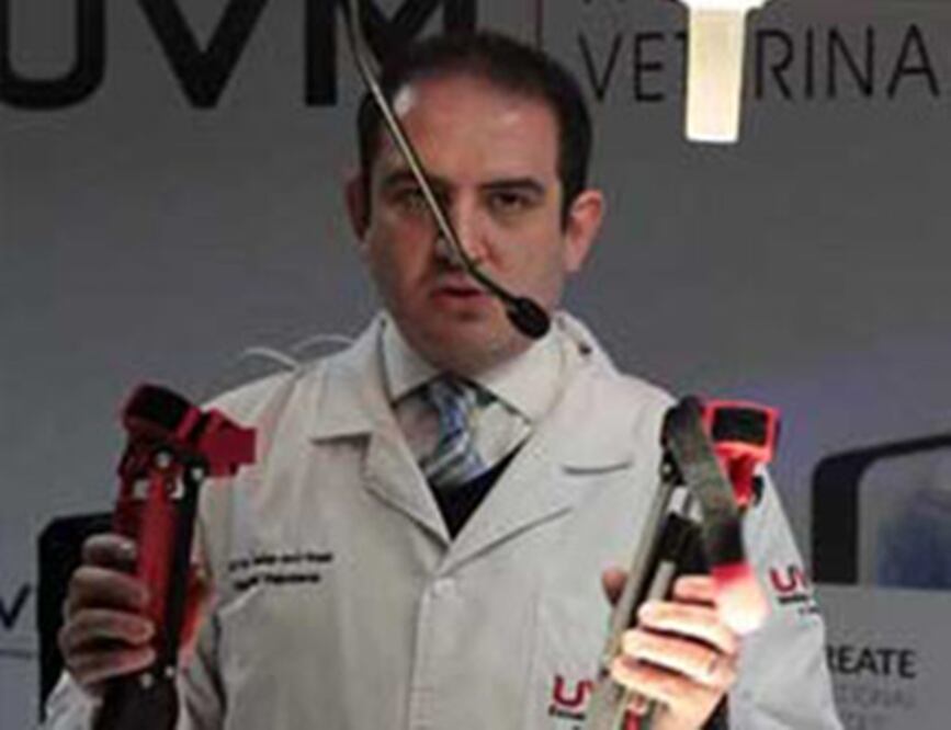 El Foco: Colocan primera prótesis impresa en 3D en México