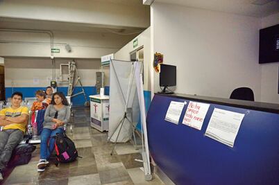 Por miedo a normalistas paran viajes de autobús en Morelos