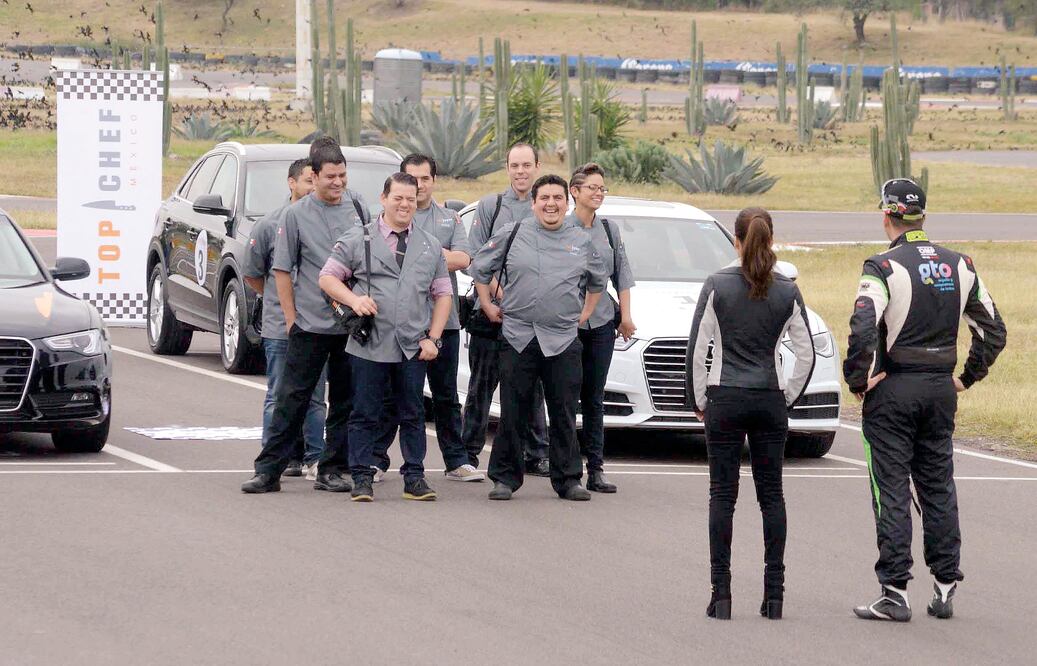 Los cocineros recorrieron carretera en busca de ingredientes para sus receta (CORTESÍA)