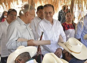 AMLO anuncia firma de México Pacific Limited y CFE para construcción de gasoducto y una planta de licuefacción en Sonora