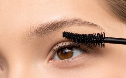 ¿Quieres pestañas extra largas? Agrega este aceite a tu mascara