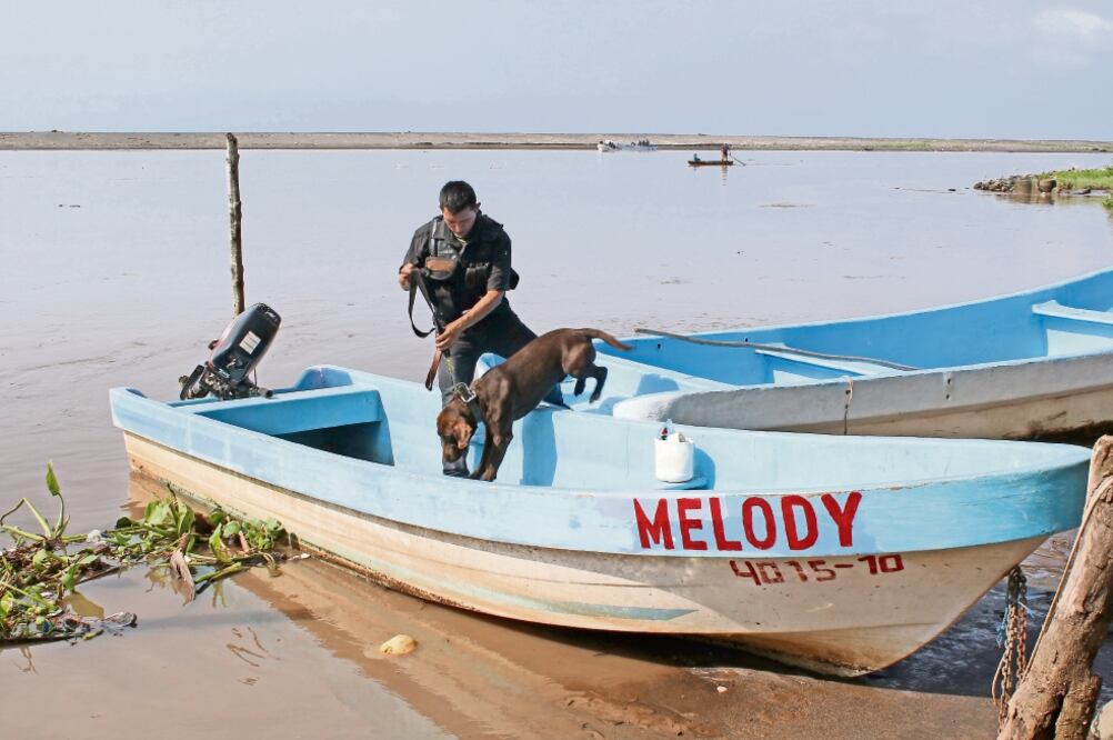 Autoridades de Guatemala allanaron 22 embarcaderos de Iztapa, puerto que sirvió como “gran base” de mafias de México, Centroamérica, Colombia y Ecuador. (CORTESÍA MINISTERIO PÚBLICO DE GUATEMALA)