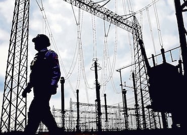 Piden política pública para CFE Telecom