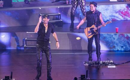 Enrique Iglesias aceptaría a Javier Sánchez como hermano