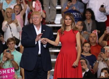 Afirman que Melania Trump se siente “miserable” como Primera Dama