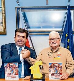 Refrenda sindicato alianza con Lech Walesa