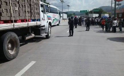 Reanudan circulación en la Chilpancingo-Acapulco