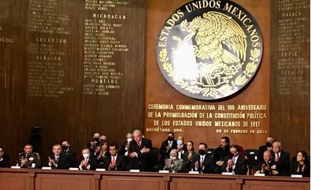 Encabeza AMLO ceremonia del 105 aniversario de la promulgación de la Constitución
