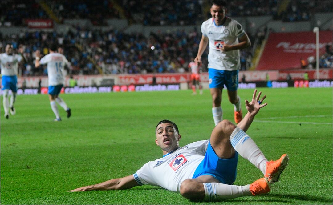 Cruz Azul viene de atrás y derrota a Necaxa; Martín Anselmi ya es pasado - Fotos: Imago7