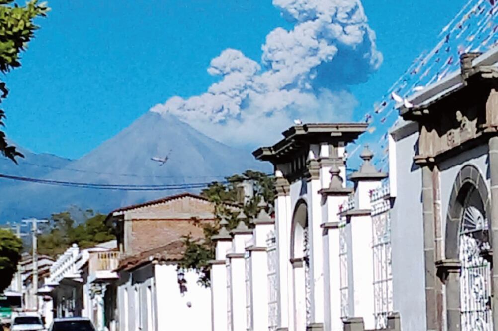 Comala, el pueblo retratado en Pedro Páramo, novela de Juan Rulfo, está ubicado en las faldas del volcán de Colima (RAÚL TORRES. EL UNIVERSAL)