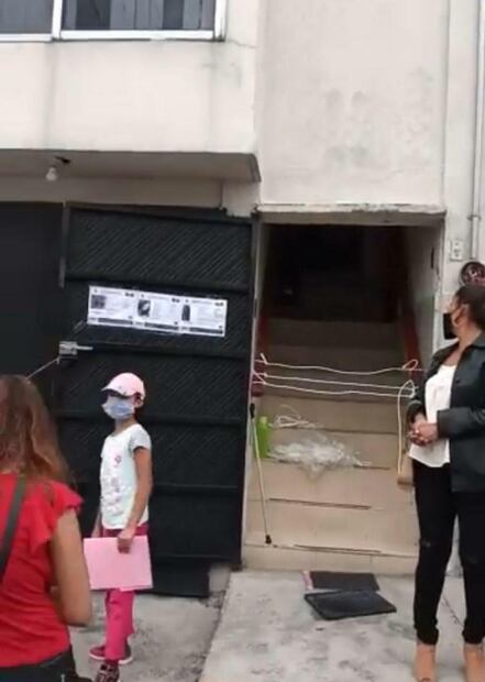 Feministas protestan ahora en Visitaduría de Edomex; apoyan toma de la CNDH