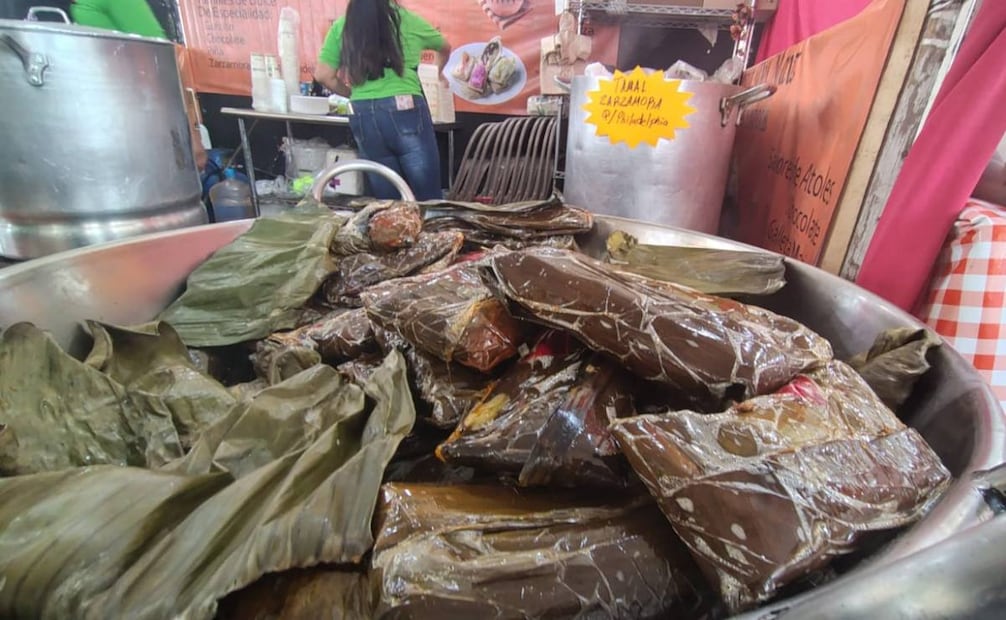 Arranca 15ª Feria del Tamal en Iztapalapa; productores nacionales e internacionales exhiben sabores y artesanías.
Foto: Arantxa Meave.