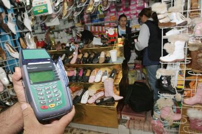 Piden no cobrar comisión a tarjetahabientes