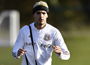 Raúl Jiménez, en riesgo de perderse el resto de la temporada