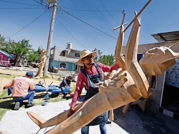 Artesanos se preparan para el concurso de Judas