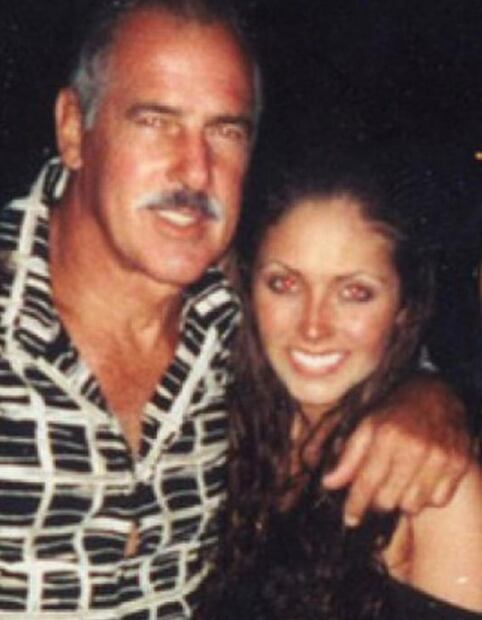 Anahí apoya a Ándres García y le envía una especialista hasta Acapulco para que lo revise