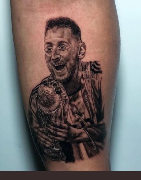 Fans se tatúan a Lionel Messi, pero el resultado no fue el esperado