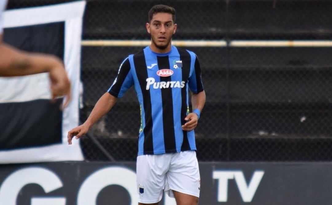 Twitter: Seba4Caceres