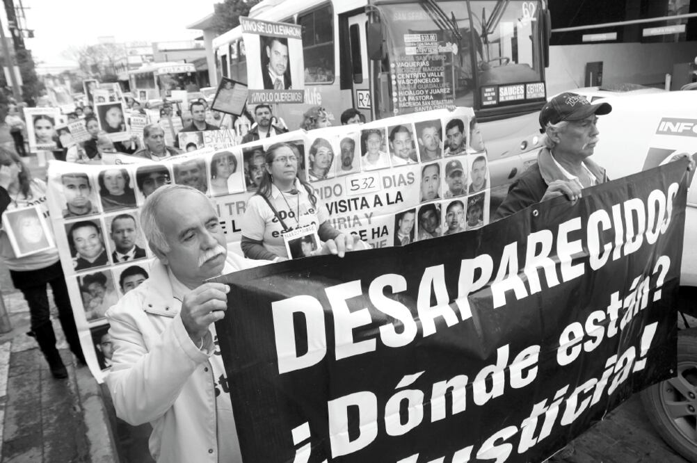 El especialista señala que en México no existe una política de Estado que abarque un apoyo integral a la resolución de casos de desaparición forzada (ARCHIVO EL UNIVERSAL)
