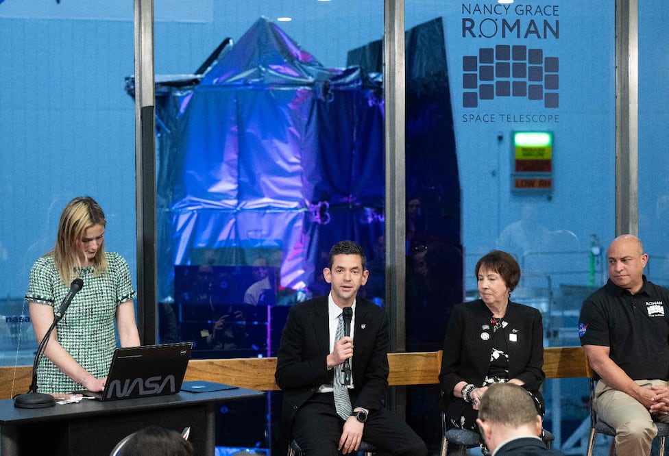 Telescopio espacial Roman, presentado por ejecutivos de la NASA.
Foto: AFP / Saúl Loeb