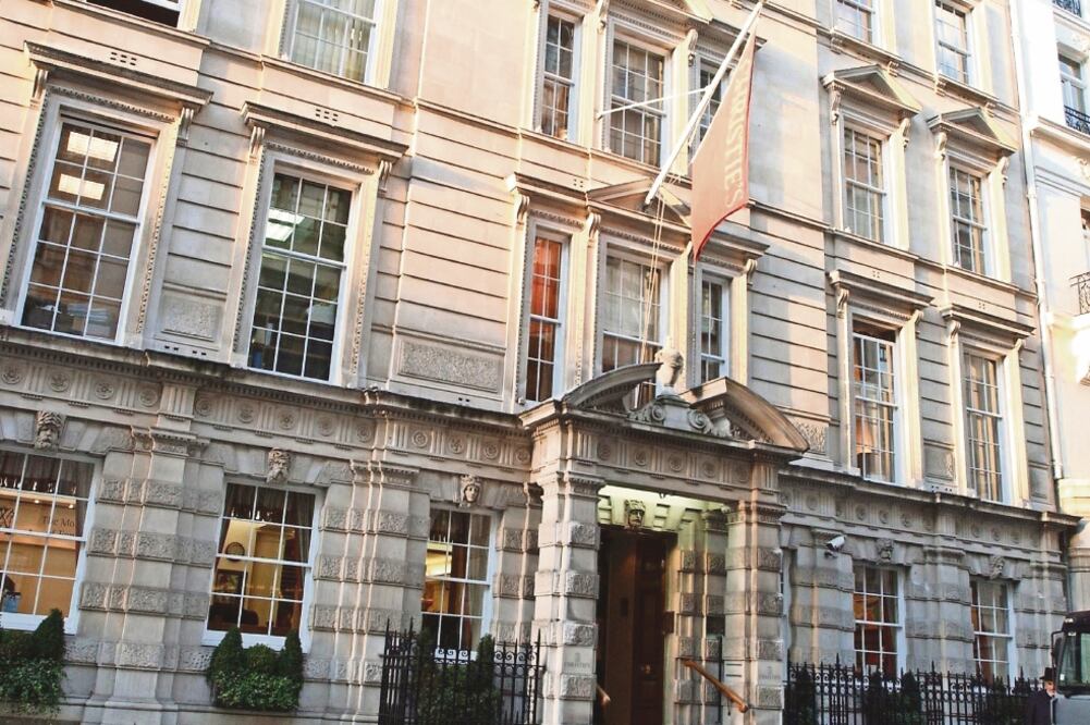 En la Segunda Guerra Mundial, la sede en la King Street, fue bombardeada; Christie's esperó 12 años para volver al edificio (ESPECIAL)