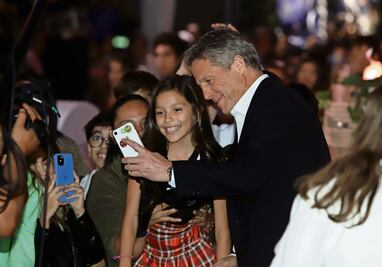 Hugh Grant despliega su magia en México