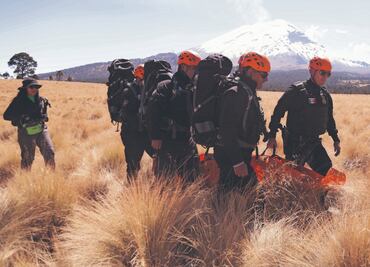 Policía de Alta Montaña y Agreste pide seguir indicaciones al visitar el Parque Nacional Iztaccíhuatl-Popocatépetl