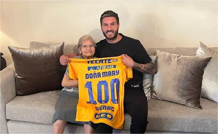 Gignac cumplió sueño de abuelita aficionada de Tigres