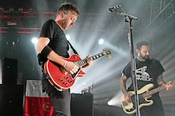 Tim Mcllrath de Rise Against es hospitalizado; cancela presentación en el Vans Warped Tour México