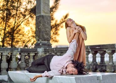 Ballet y danza contemporánea se fusionan en Romeo y Julieta