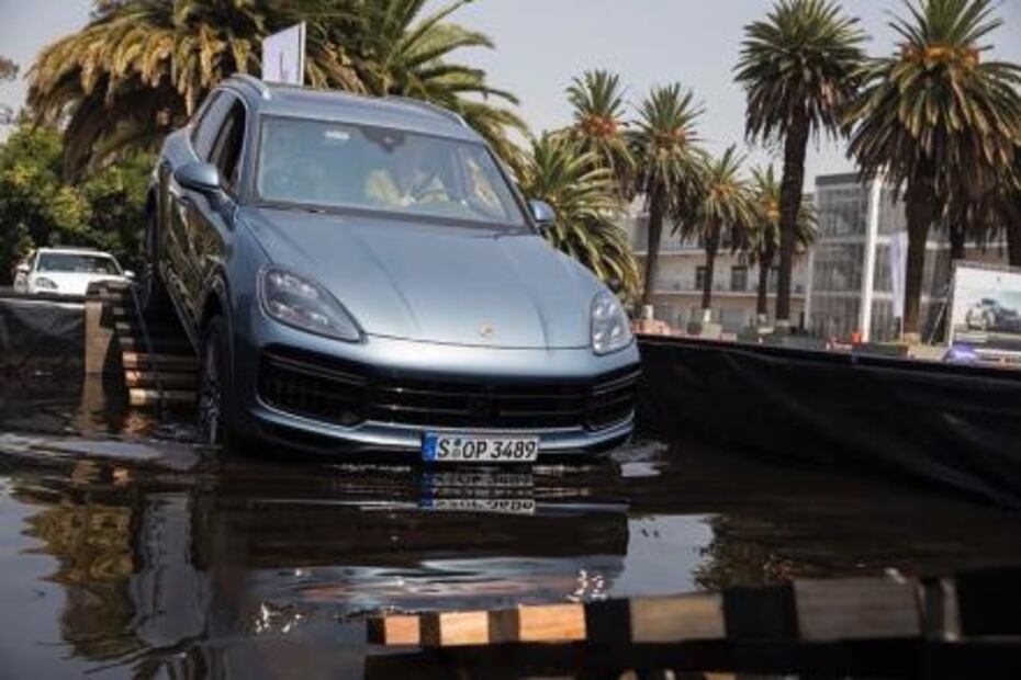 Porsche inaugura el Driving Experience México