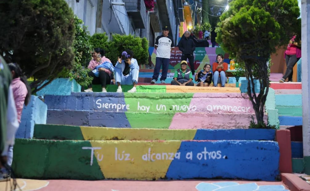 Ecatepec proyecta pintar 3 mil fachadas en San Andrés de la Cañada; buscan mejorar la imagen urbana.
Foto: Especial.
