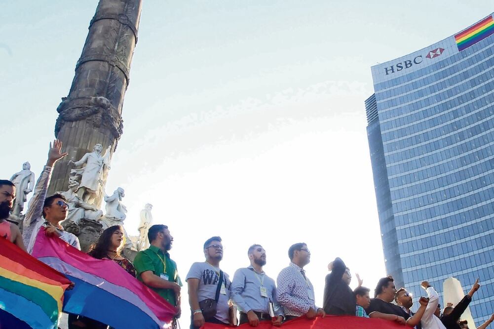 La Policía Federal busca adoptar políticas públicas contra la discriminación de integrantes de la comunidad LGBTTTI (ARCHIVO EL UNIVERSAL)