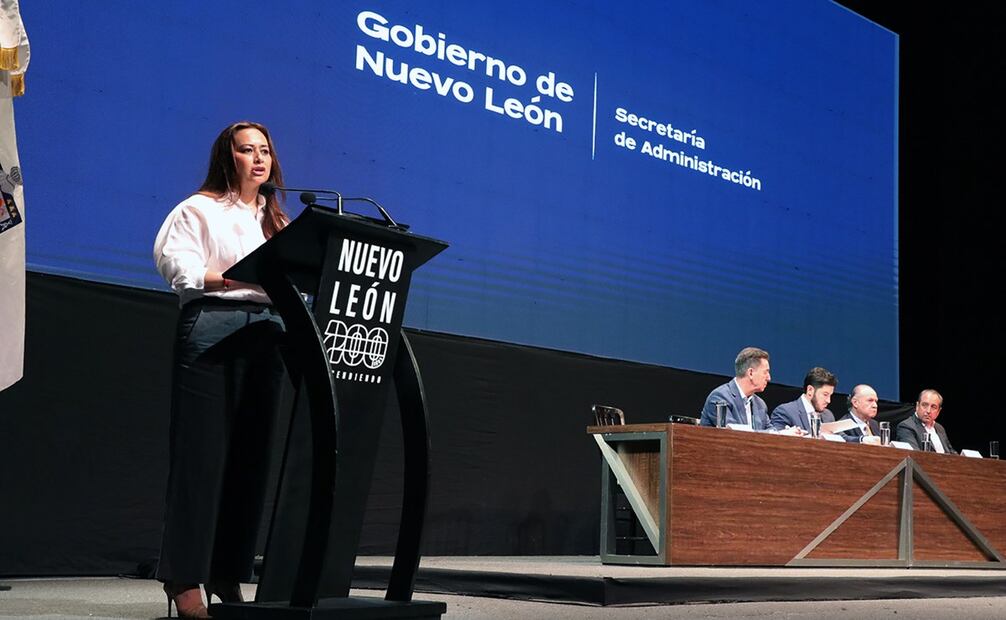 La Secretaría de Administración,Gloria Morales, comentó que se han impulsado acciones concretas a favor de los trabajadores. Foto: especial