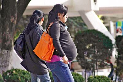 Al año, 70 mil jóvenes mueren por embarazo