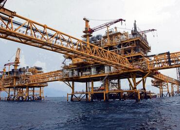 Pemex perdió 10 mil mdp por incendio en plataforma