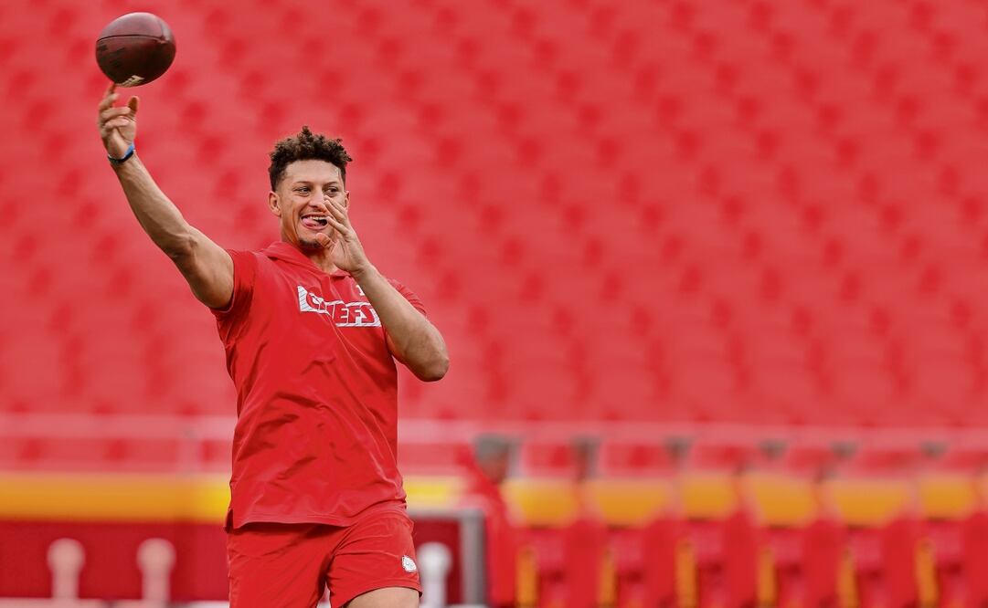 Patrick Mahomes pretende un comienzo ganador. Foto: David Eulitt | AFP