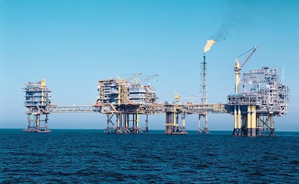 Especialista advierte a Senado sobre riesgo en baja producción y consumo de petróleo